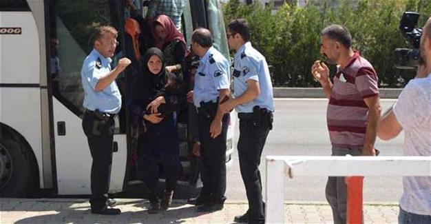 Police in Çorum apprehend 119 migrants who entered Turkey illegally