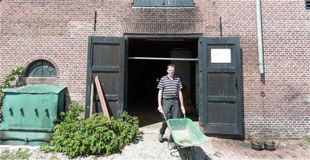 Online matchmaker aims to save Dutch farms with no heirs