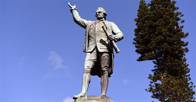 Australias PM says changing statues, rewriting history is ‘Stalinist’