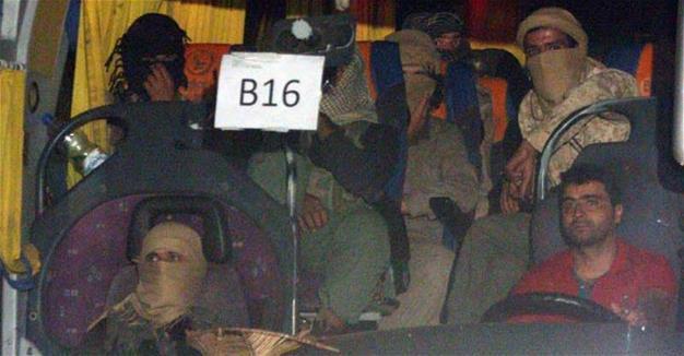 US-led strike in Syria blocks ISIL fighters evacuated from Lebanon