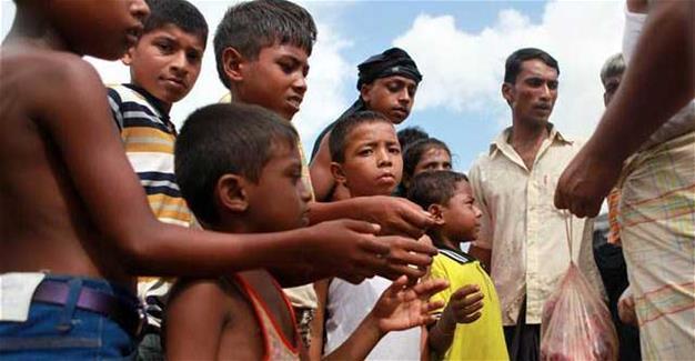 Violence-stricken Rohingya Muslims await aid