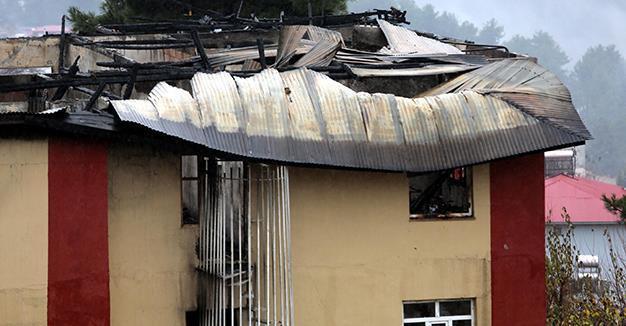 Turkish education ministry issues reprimand, imposes forfeiture of one day’s pay after deadly dorm fire