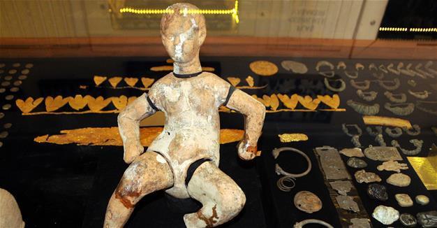 Ancient theater puppet on display in Turkey’s Gaziantep