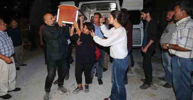Mob attacks funeral of mother of jailed HDP deputy co-chair Tuğluk in Ankara