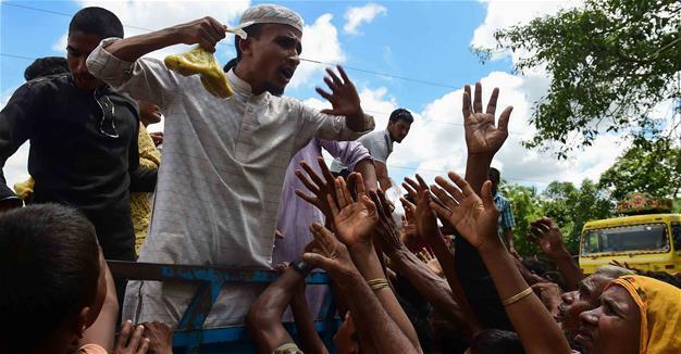 UN seeks “massive” help for Rohingya fleeing Myanmar ‘ethnic cleansing’