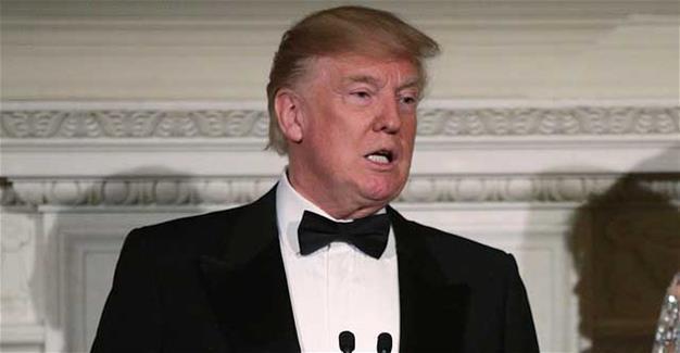 Trump signs resolution condemning white supremacists