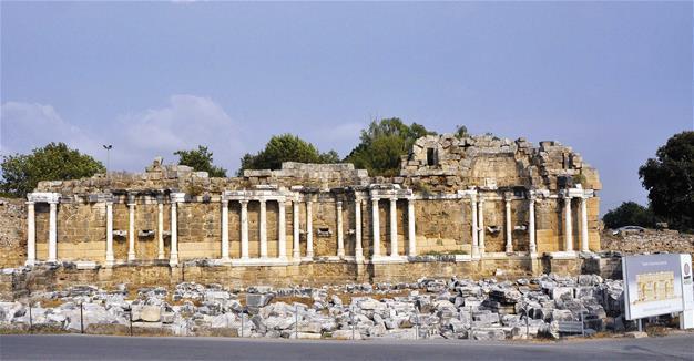 Nymphaeum undergoing restoration in Antalya’s Side