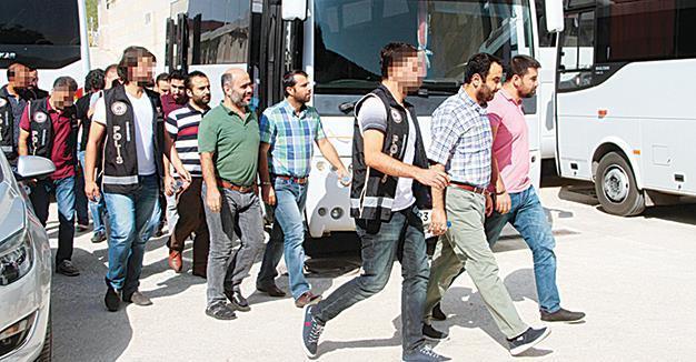 Detention warrants issued for 43 current, former military members over alleged Gülen links