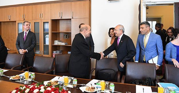 French foreign minister congratulates CHP head for ‘justice march’