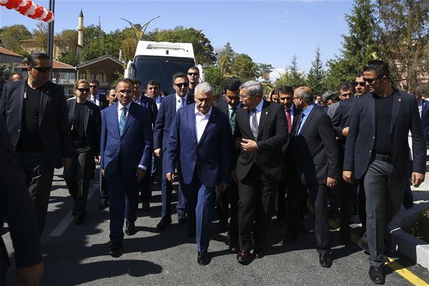 Iraqi Kurdish referendum to have diplomatic, economic consequences: Turkish PM