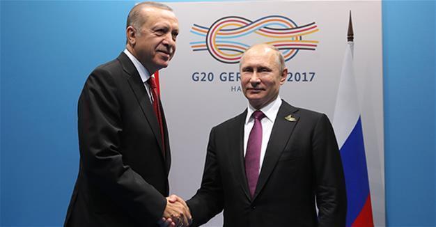 Erdoğan, Putin speak on phone, stress territorial integrity of Iraq, Syria