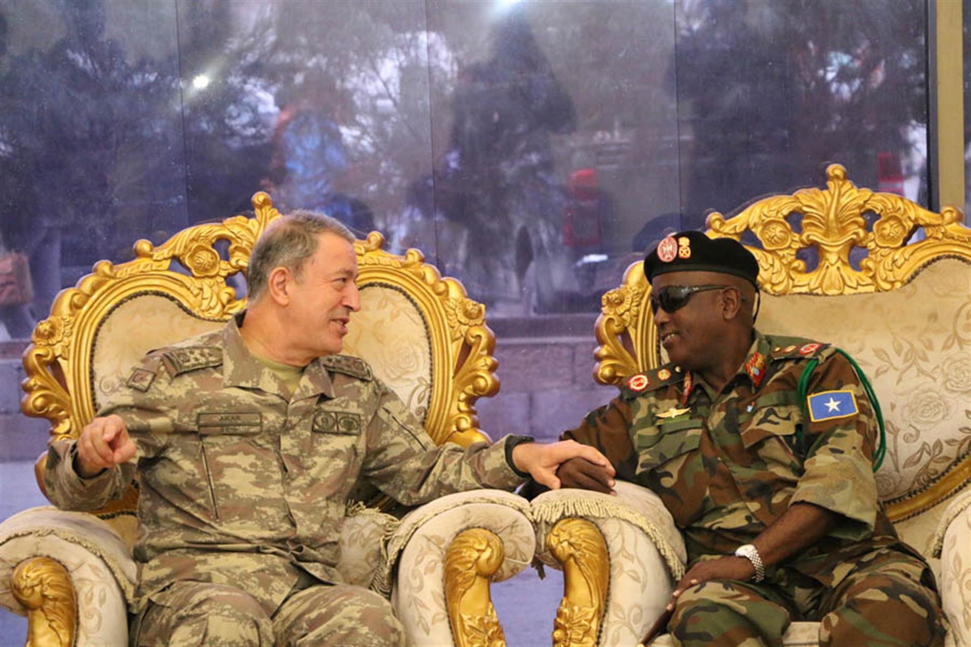 Turkish Chief of Staff Akar visits Somalia