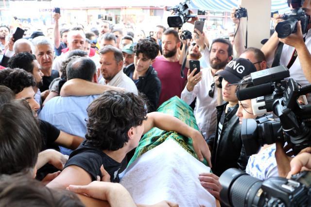 Killers of Syrian pregnant woman and baby head to trial