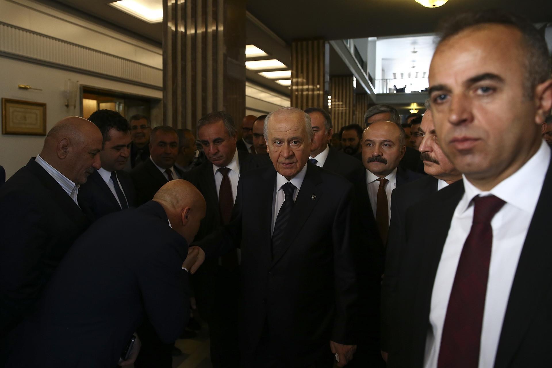 Galatasaray should change its name, says MHP head
