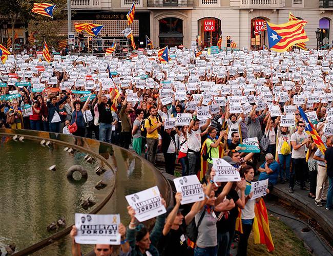 Catalonia mulls options as stakes go up