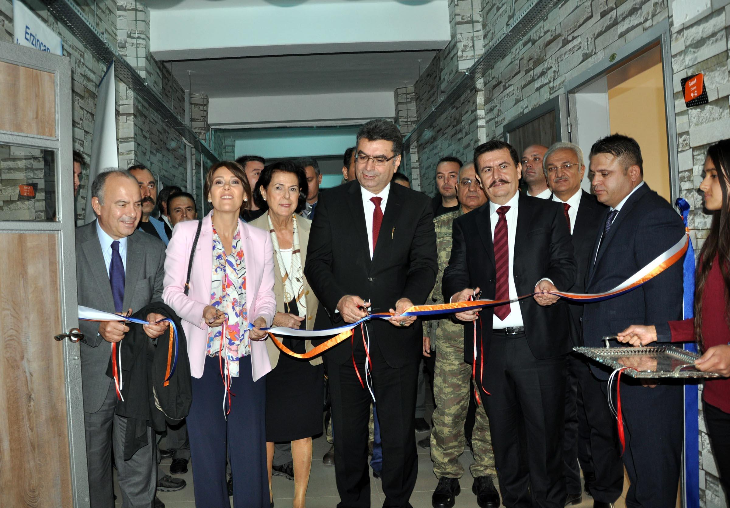 Aydın Doğan Foundation opens conference hall in high school in northeastern Turkey