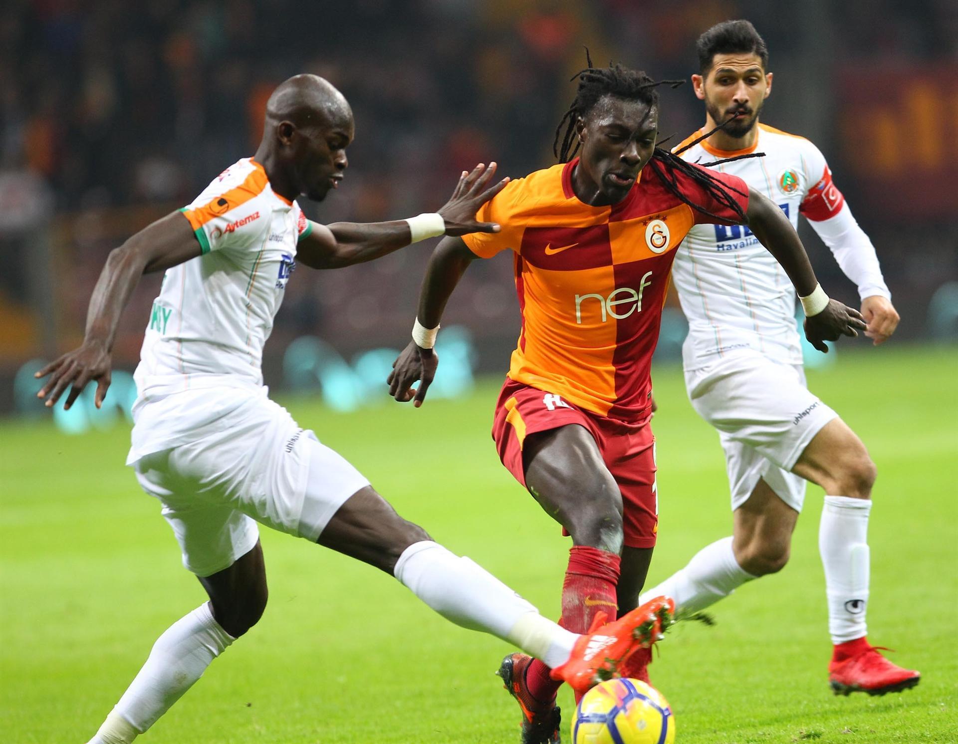 Galatasaray bounce back with 2-0 win over Alanyaspor