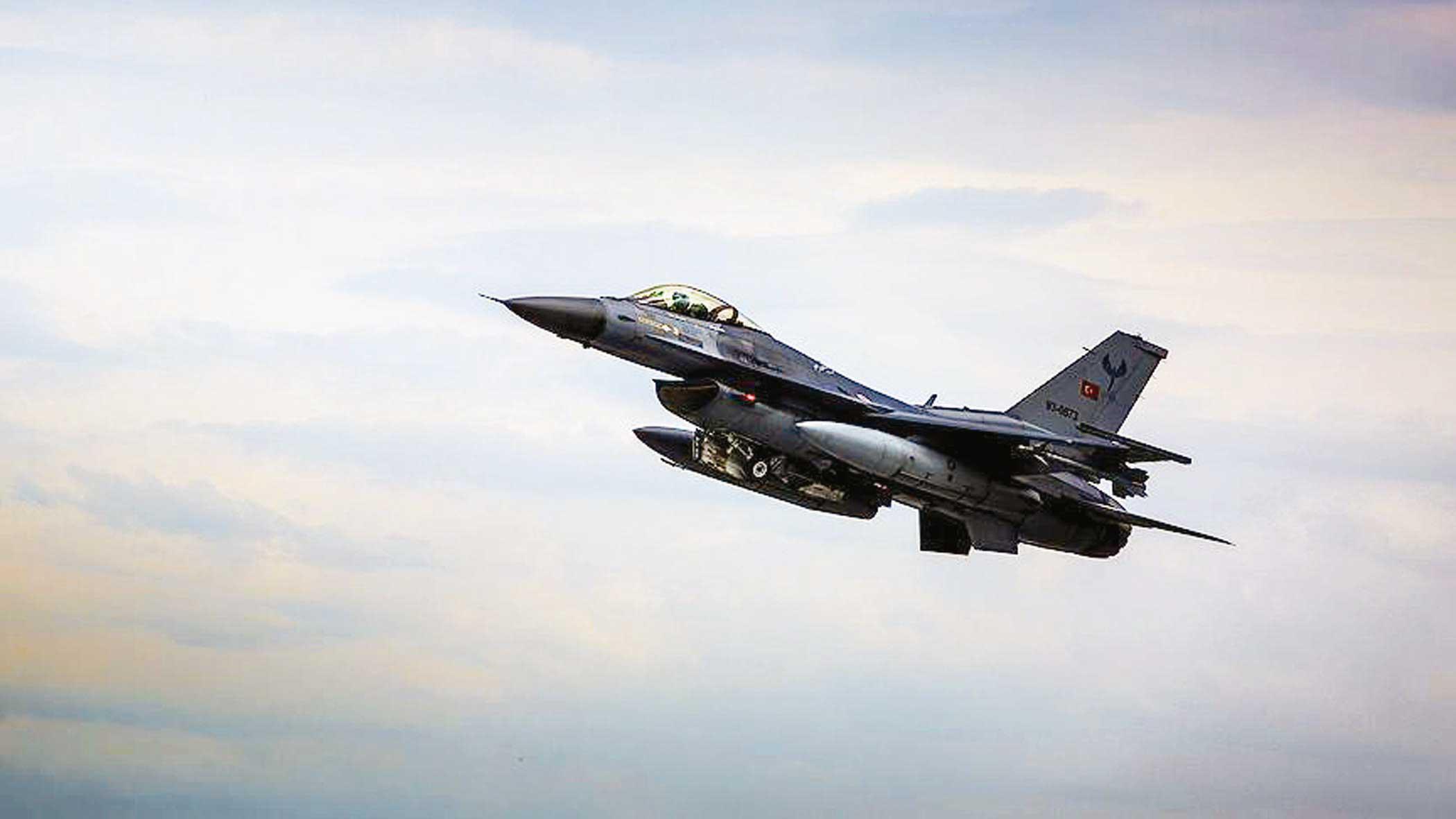 Turkish forces kill 12 PKK militants