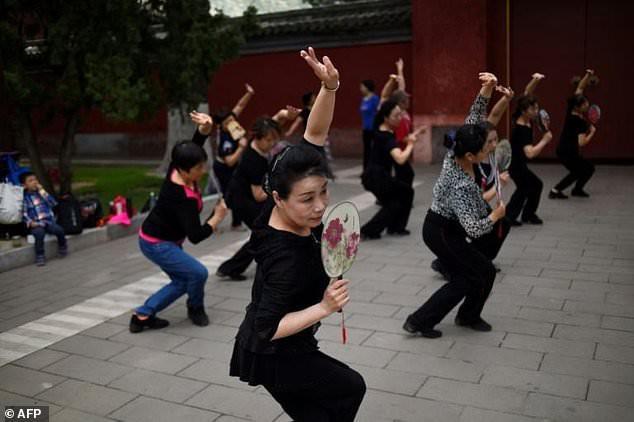 No class: China halts chauvinist ’female morality lessons’