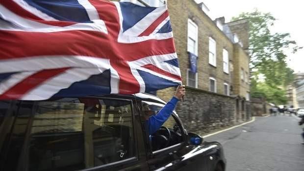 Battles loom in UK over competing Brexit demands