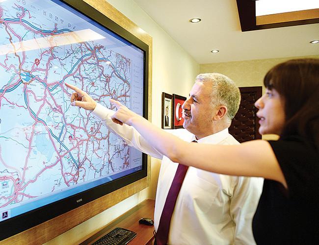 Passengers to use single card for intra-city transport across Turkey: Minister