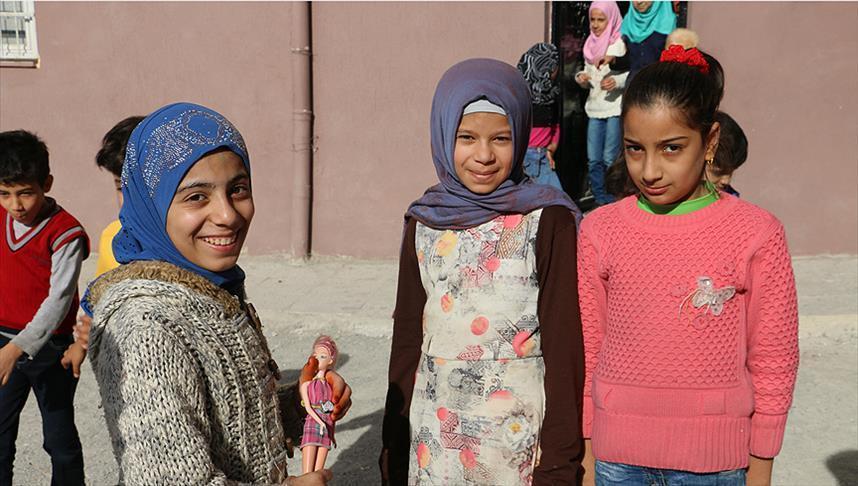 Guideline booklets prepared for integration of Syrian students in Turkey: Ministry