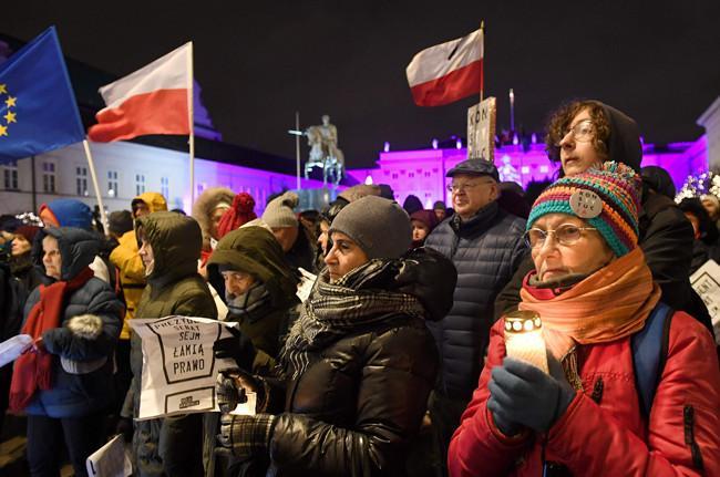 EU triggers unprecedented process against Poland