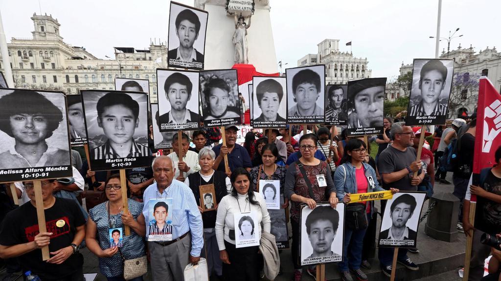 Clashes in Lima as thousands protest ex-president Fujimori pardon