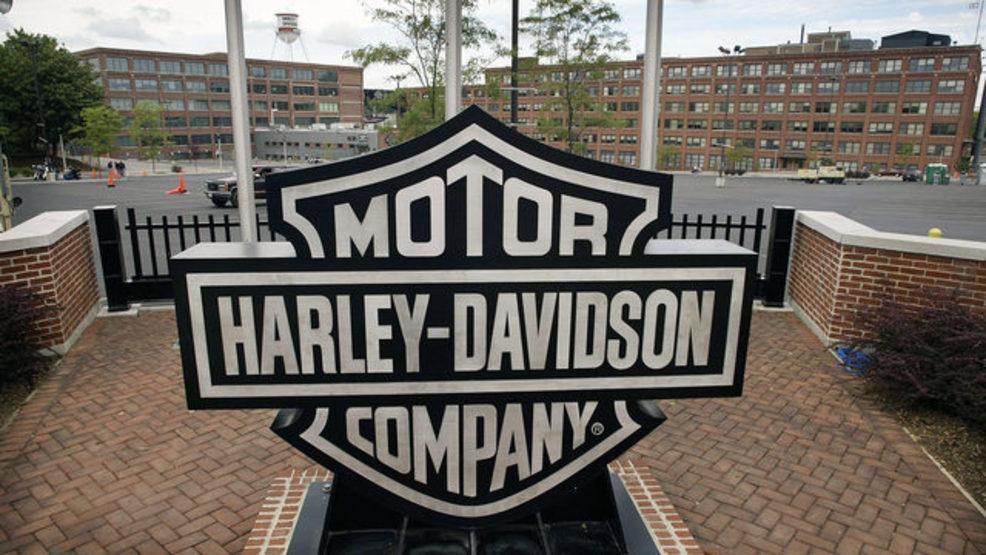 Amid sales drop, Harley-Davidson wants to teach more to ride