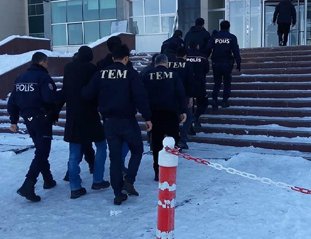 Detention warrants out for 23 Hacettepe University staff over Gülen links