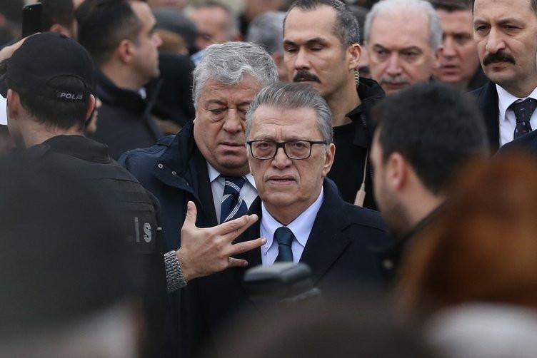 Turkish Airlines apologizes to passengers over internet interruption for former PM Yılmaz