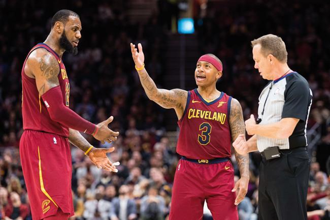 Thomas scores 17 points in debut for Cavaliers