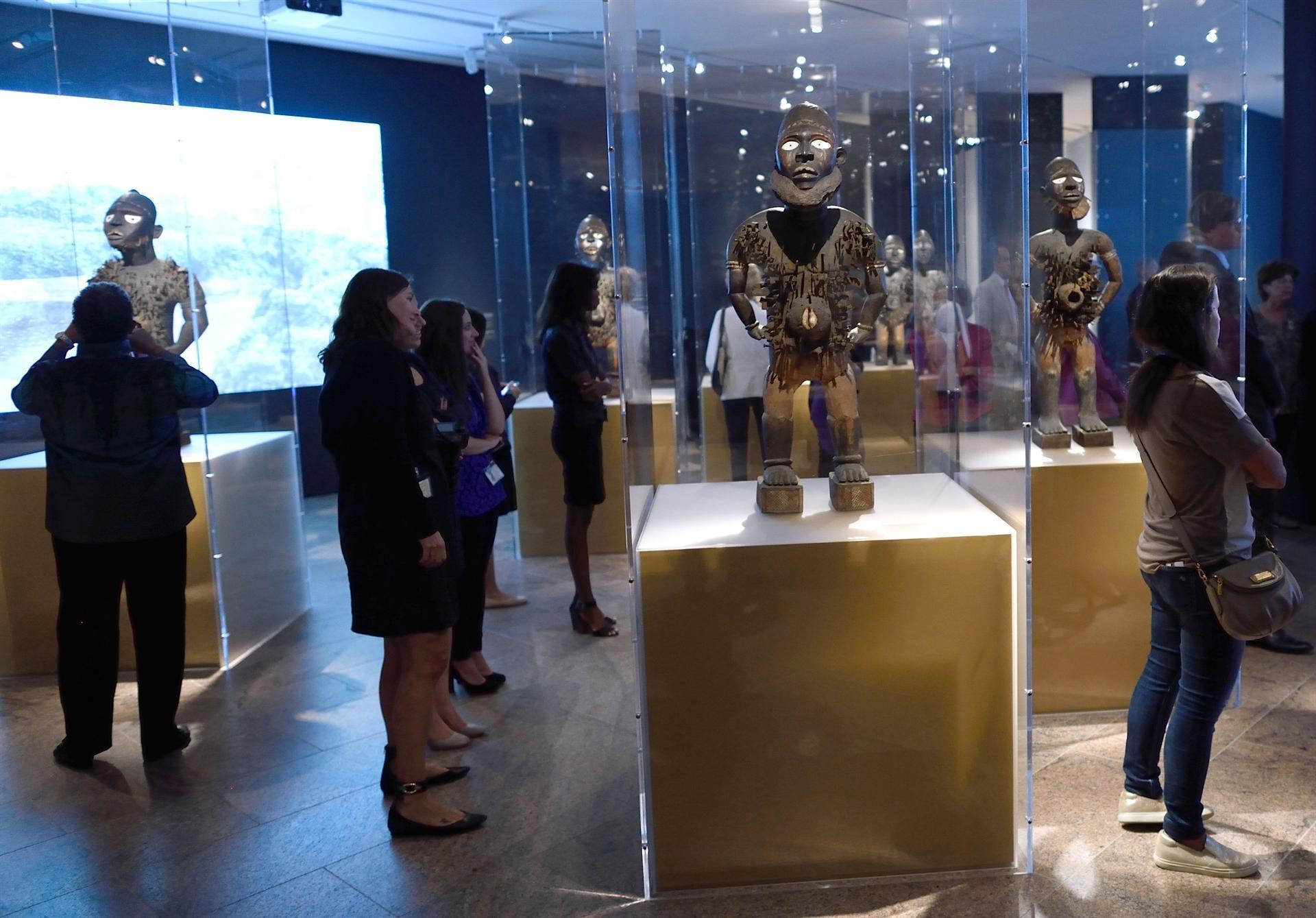 New Yorks Met Museum will start charging mandatory $25 fee