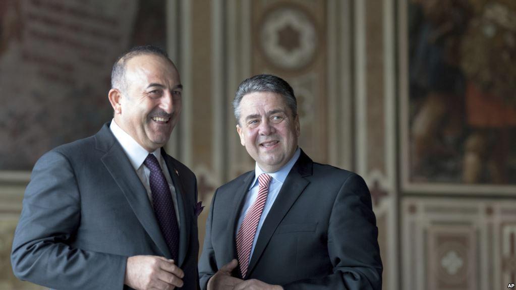 Turkish and German foreign ministers stress importance of ‘dialogue’ to mend fences