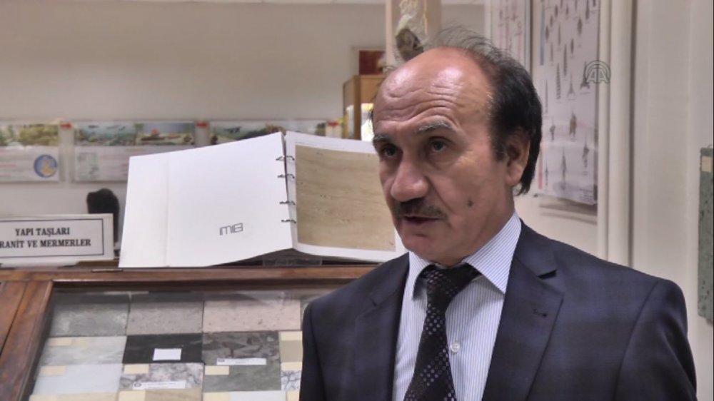 Turkish academic claims Prophet Noah used cell phone to call his son before flood