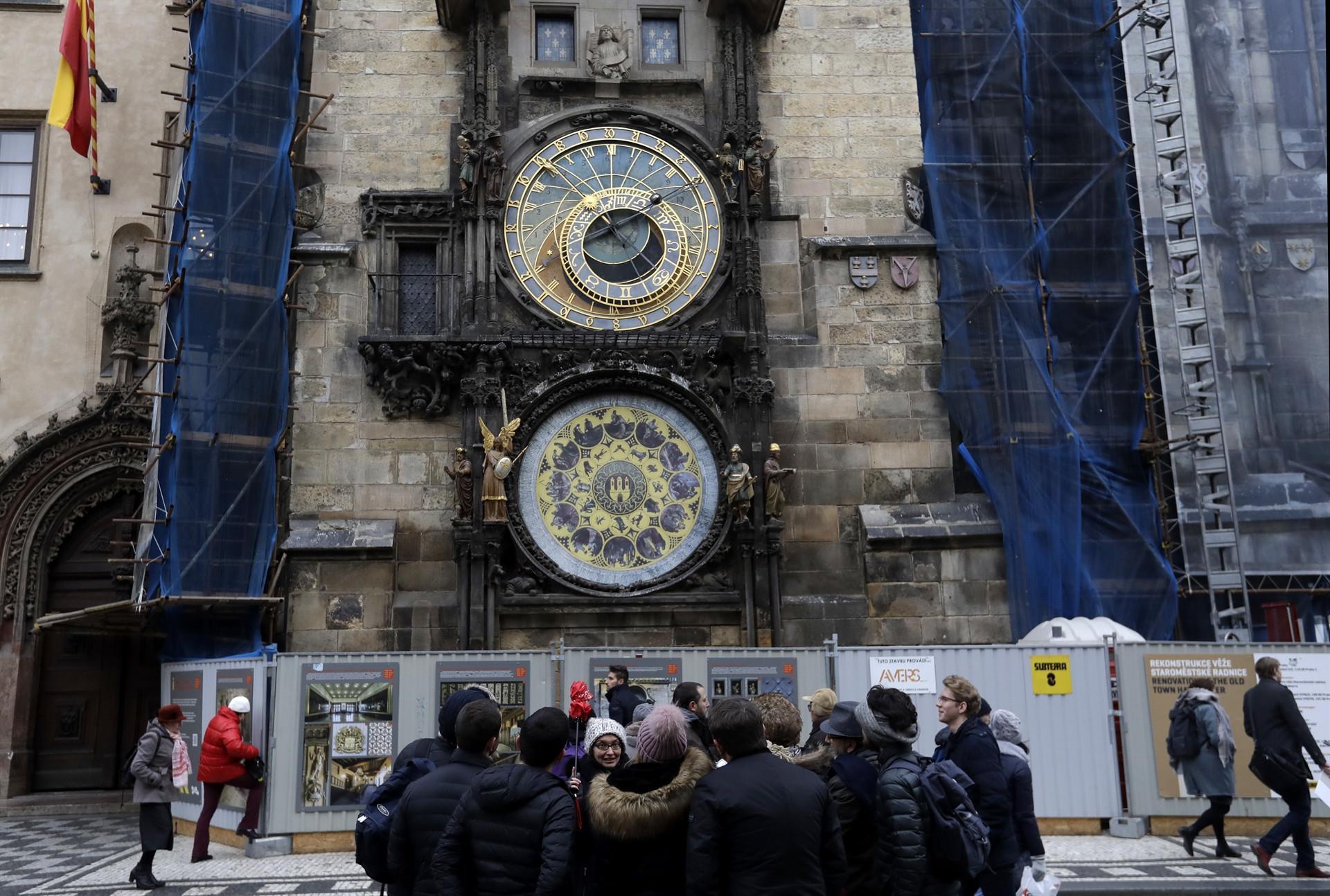 Pragues astronomical clock stops for six months