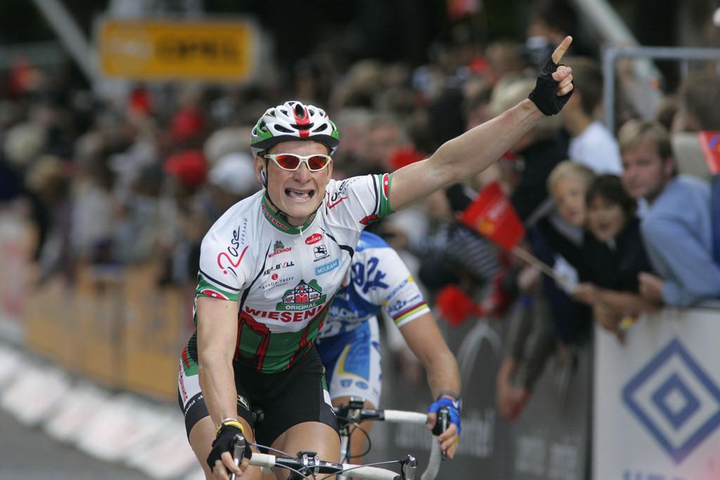 Greipel opens 2018 in style