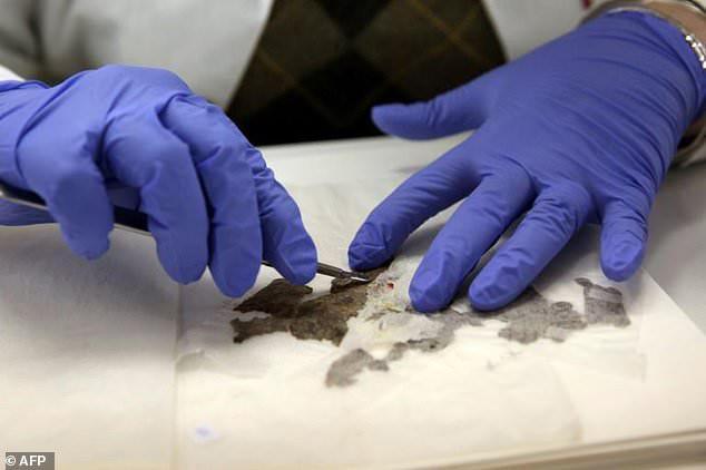 Israeli scholars decipher Dead Sea Scroll