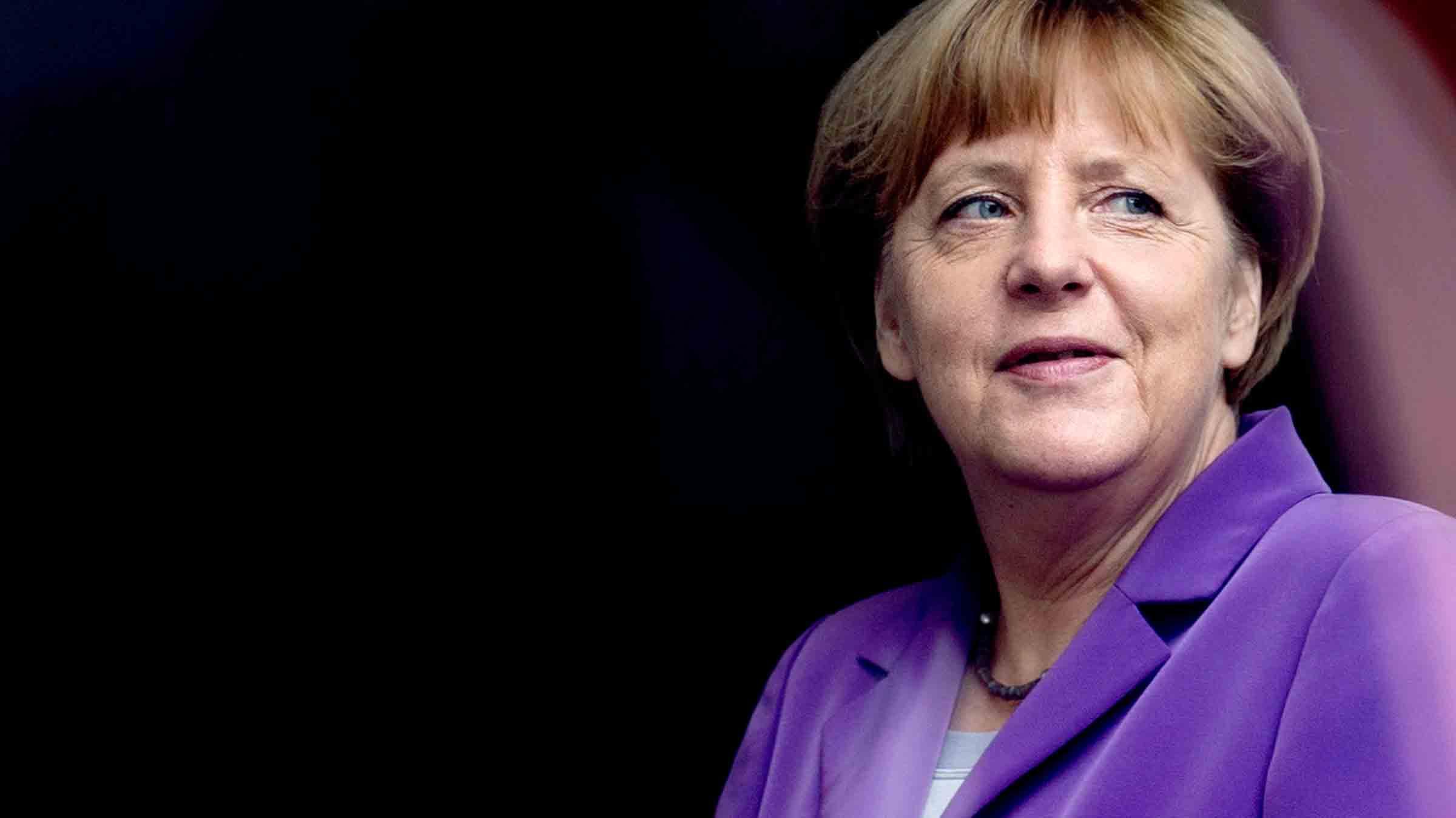 Merkel races to shore up power