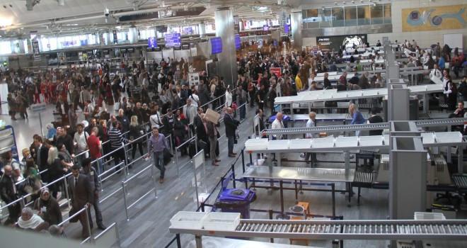 Deer meat, steering wheel, bridal gowns among forgotten items at Istanbul’s Atatürk Airport