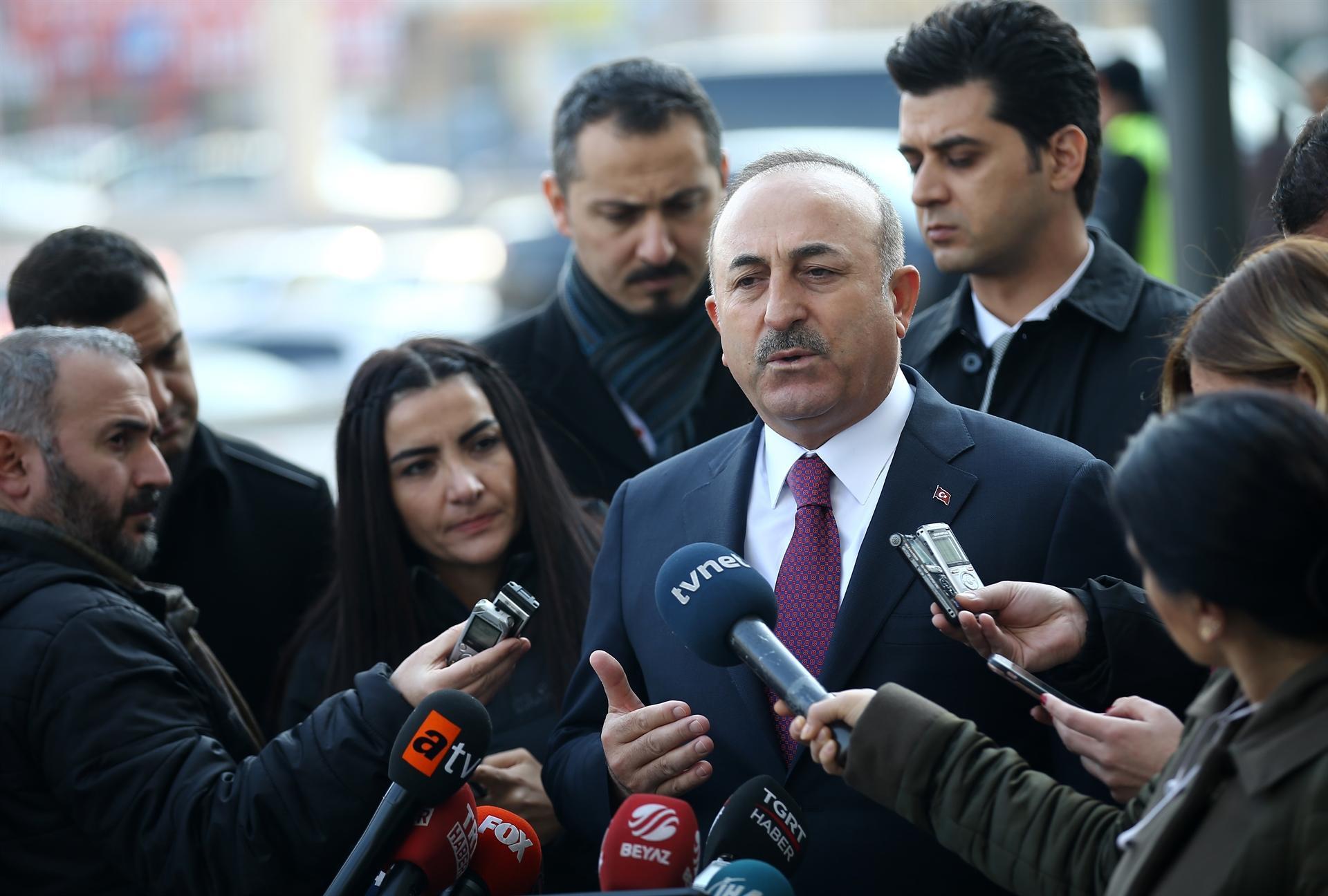Turkey blasts West for ‘remaining silent’ on YPG attacks on civilians, says YPG uses ‘human shields’