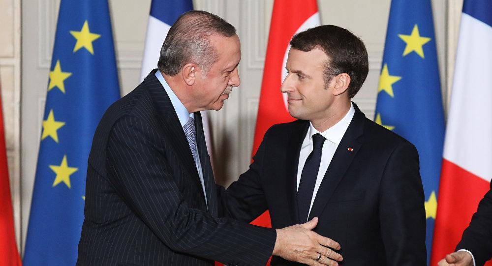 Erdoğan, Macron discuss Afrin operation, YPG rocket attacks over phone