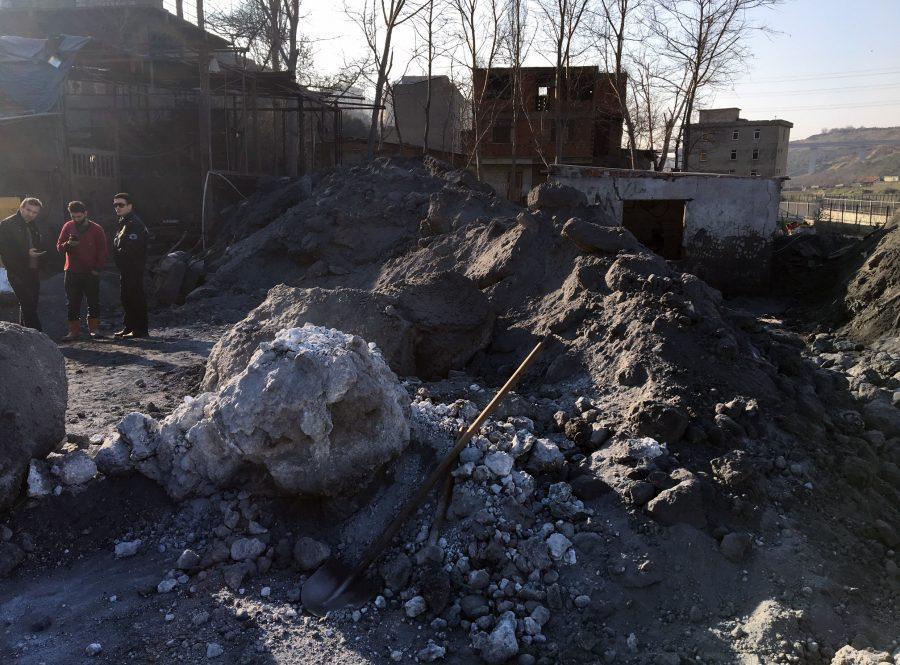 50,000 tons of dangerous waste material found in Istanbul’s Başakşehir, causing pungent smells