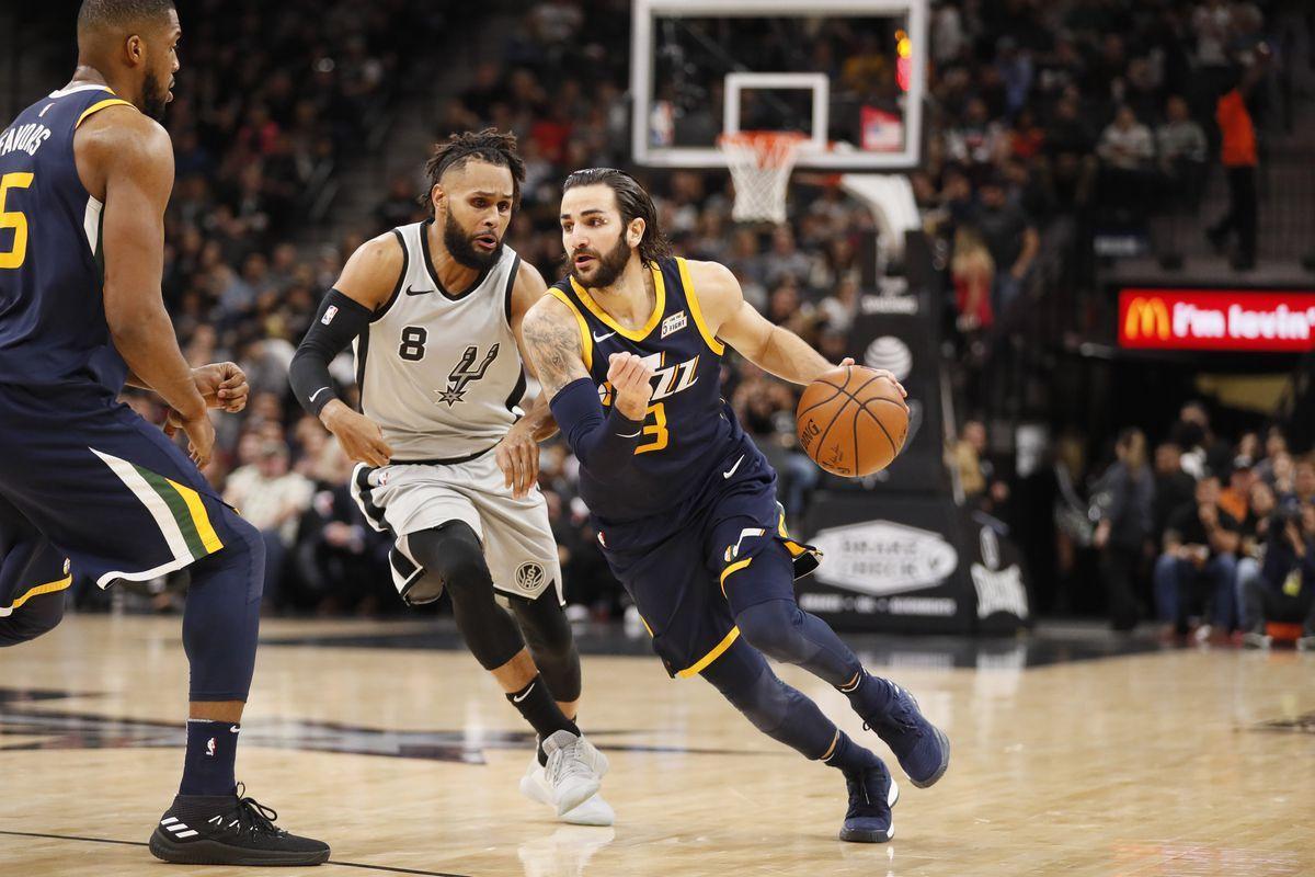 Rubio’s 34 points leads Jazz by Spurs