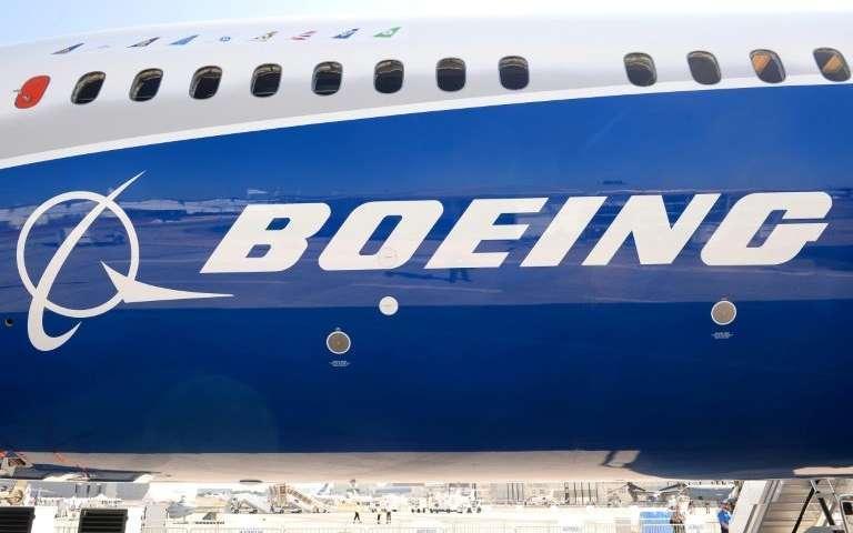 Boeing announces service orders worth nearly $1 bln