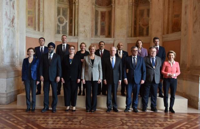 Turkish defense minister attends anti-ISIL meeting in Rome