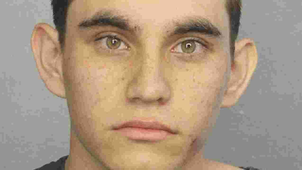 Trump turns on FBI over school shooting after criticism from survivors
