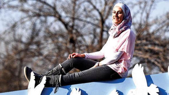 Syrian woman returns to live in Turkey’s Gaziantep despite getting ‘refugee status’ in Germany