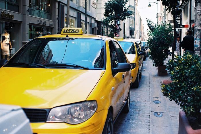 Up to 10 years in jail sought for Istanbul taxi driver for overcharging Saudi tourist