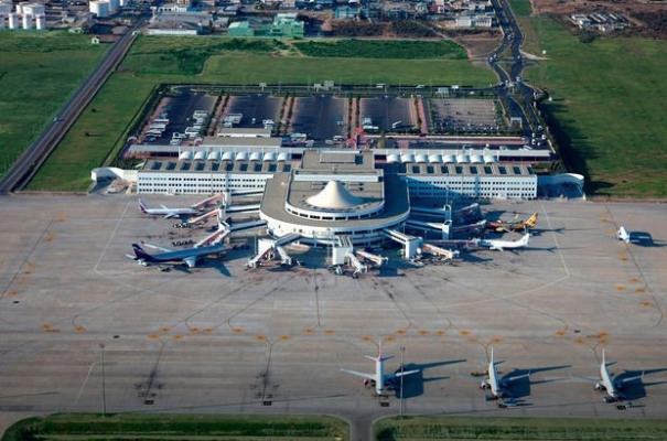 TAV agrees to acquire 49 percent stake in Antalya airport operator for 360 mln euros